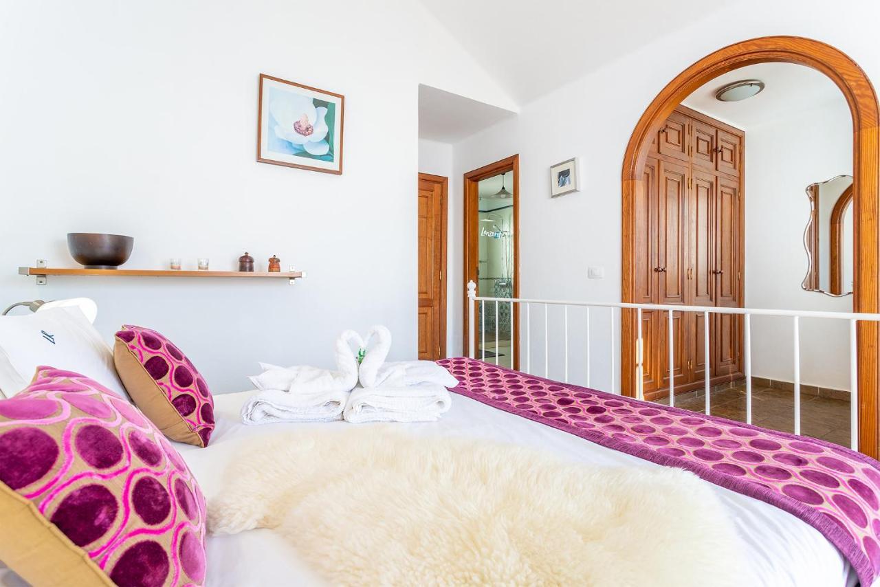 Casa Lili - Shared Pool - Close To Seafront Promenade - Sea Views From Upper Terrace Punta Mujeres Exterior photo